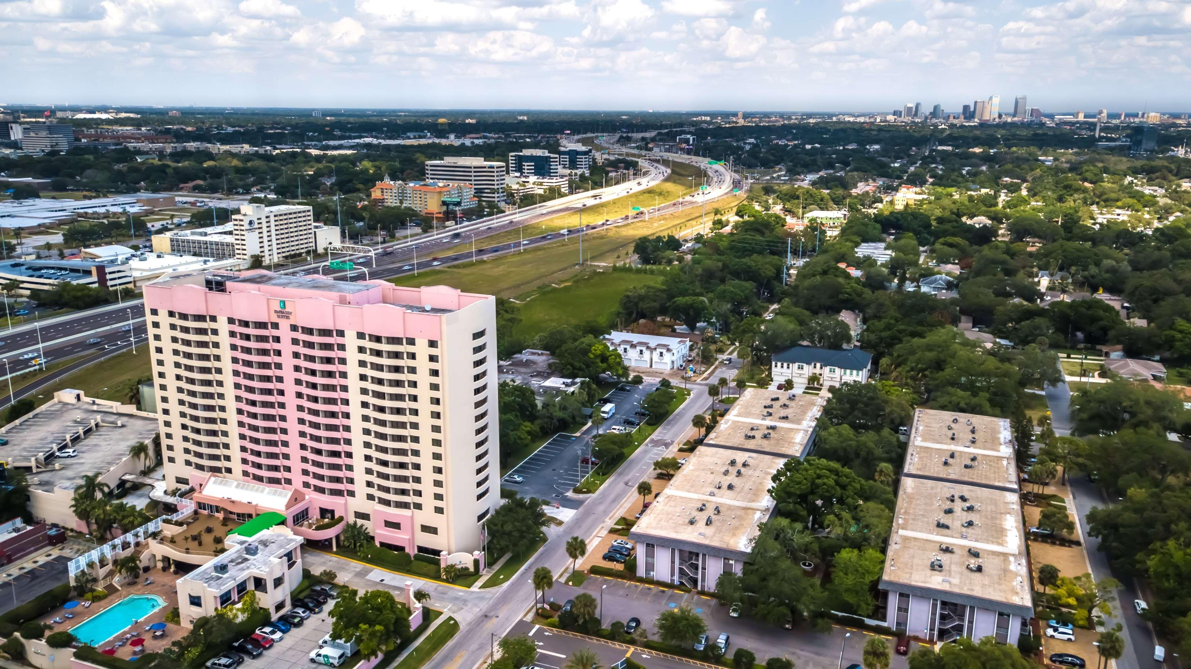 Embassy Suites By Hilton Tampa Airport Westshore Exterior photo