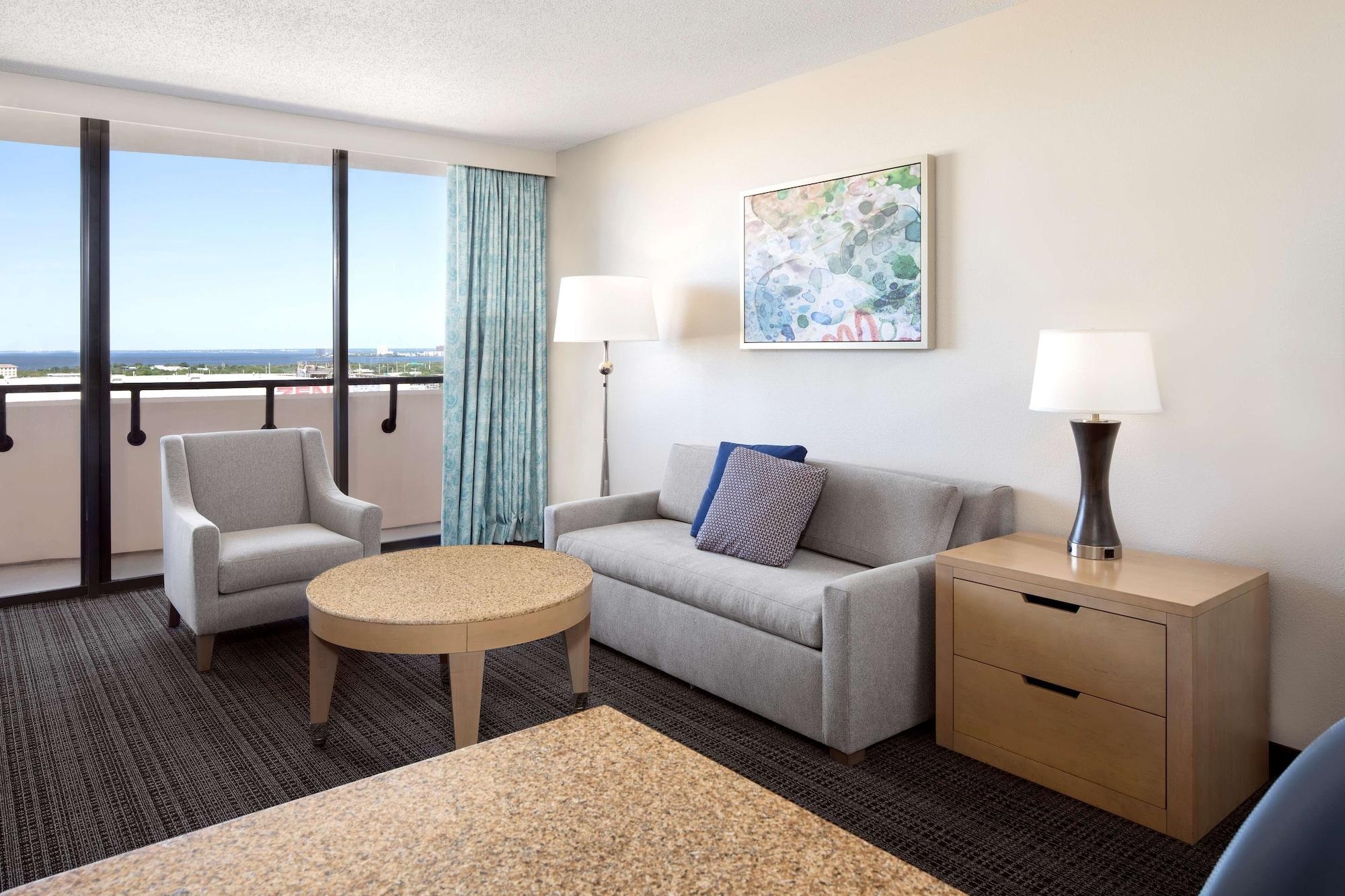 Embassy Suites By Hilton Tampa Airport Westshore Exterior photo